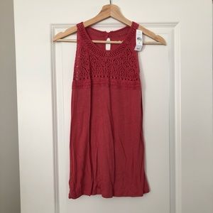 Sleeveless crochet top